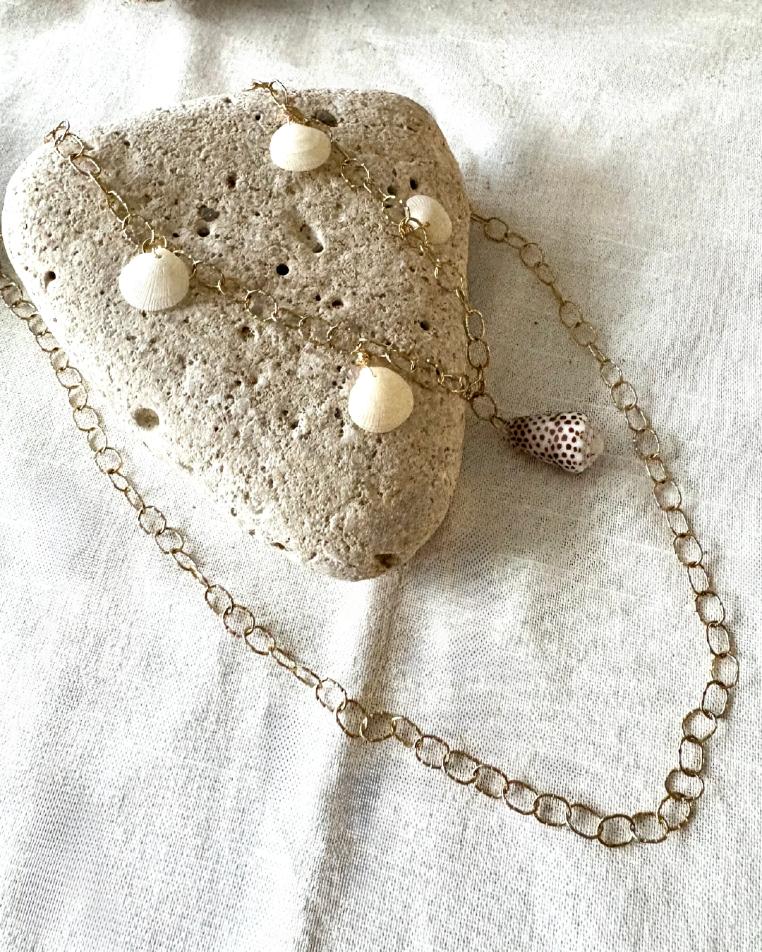 Double Layered Flee Cone Necklace